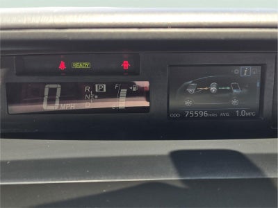 2016 Toyota Prius v Four