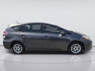 2016 Toyota Prius v Four