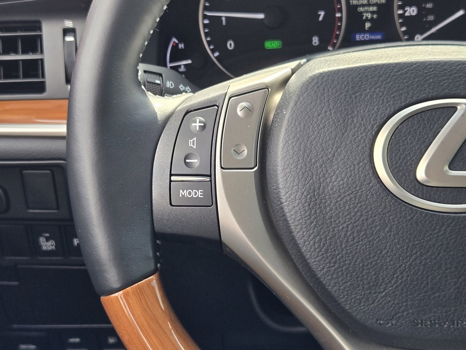 2014 Lexus ES 300h