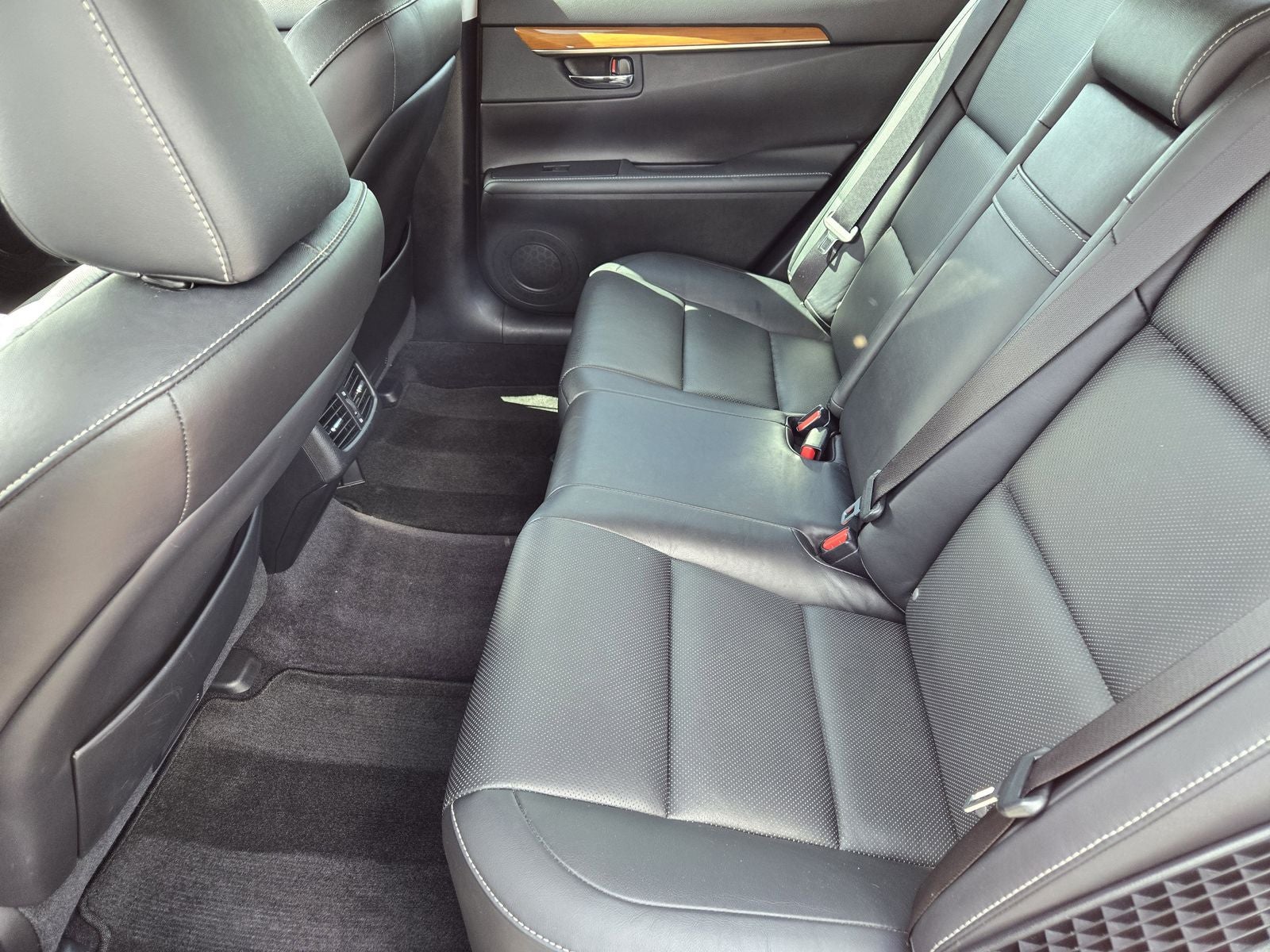 2014 Lexus ES 300h