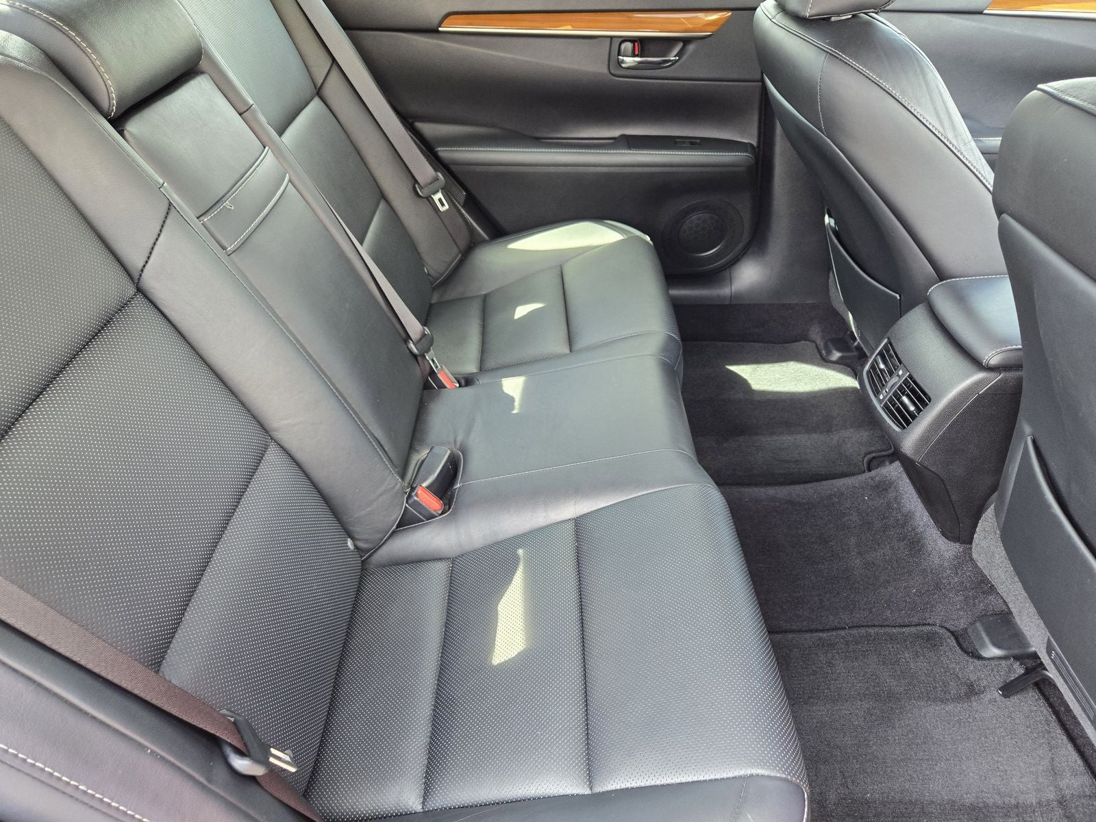 2014 Lexus ES 300h