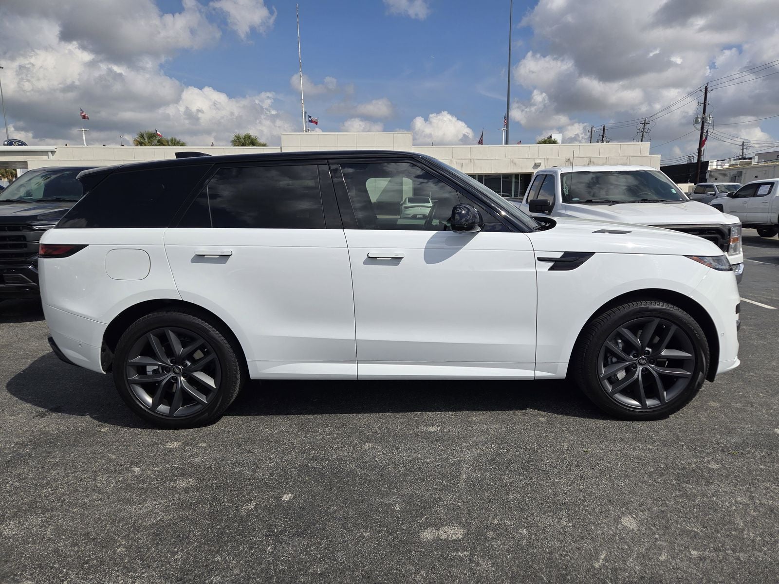 2025 Land Rover Range Rover Sport Dynamic SE