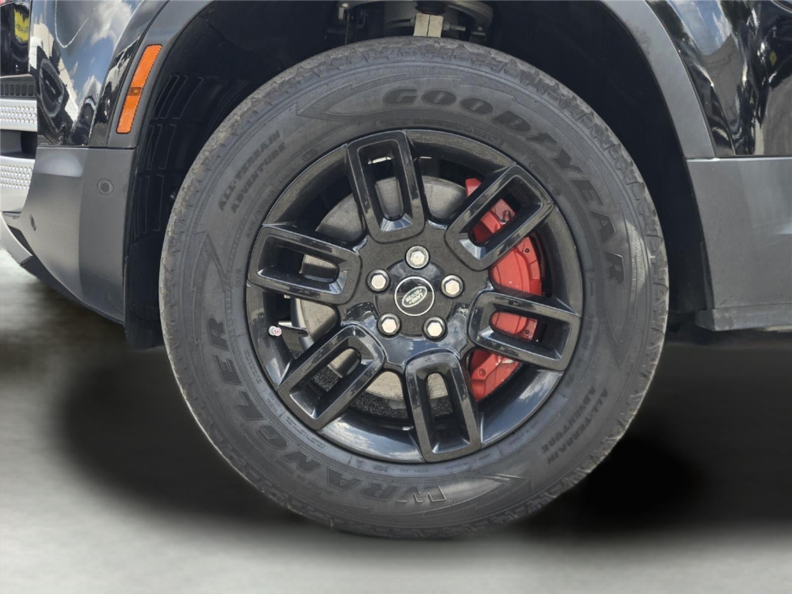 2020 Land Rover Defender SE