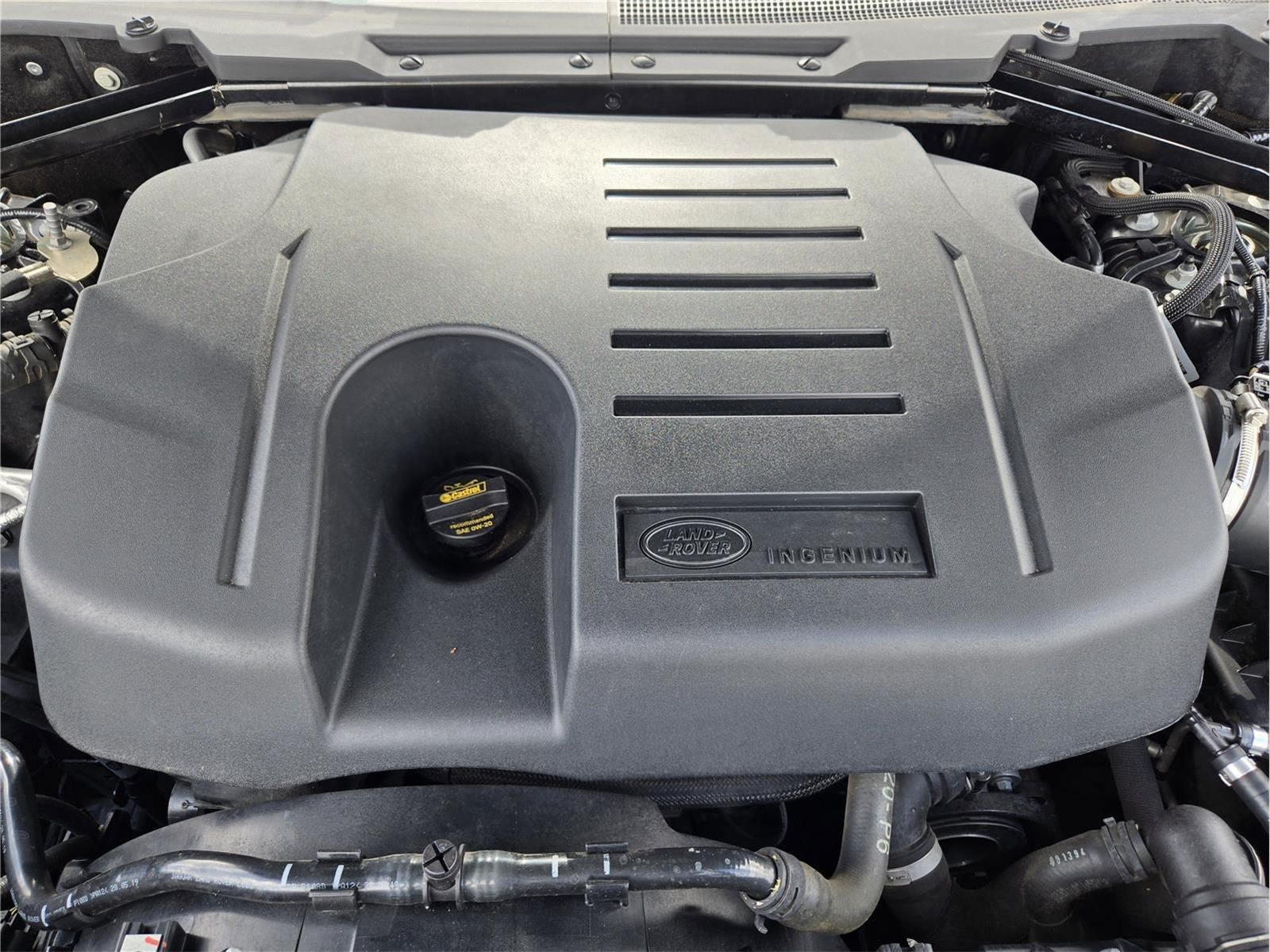 2020 Land Rover Defender SE