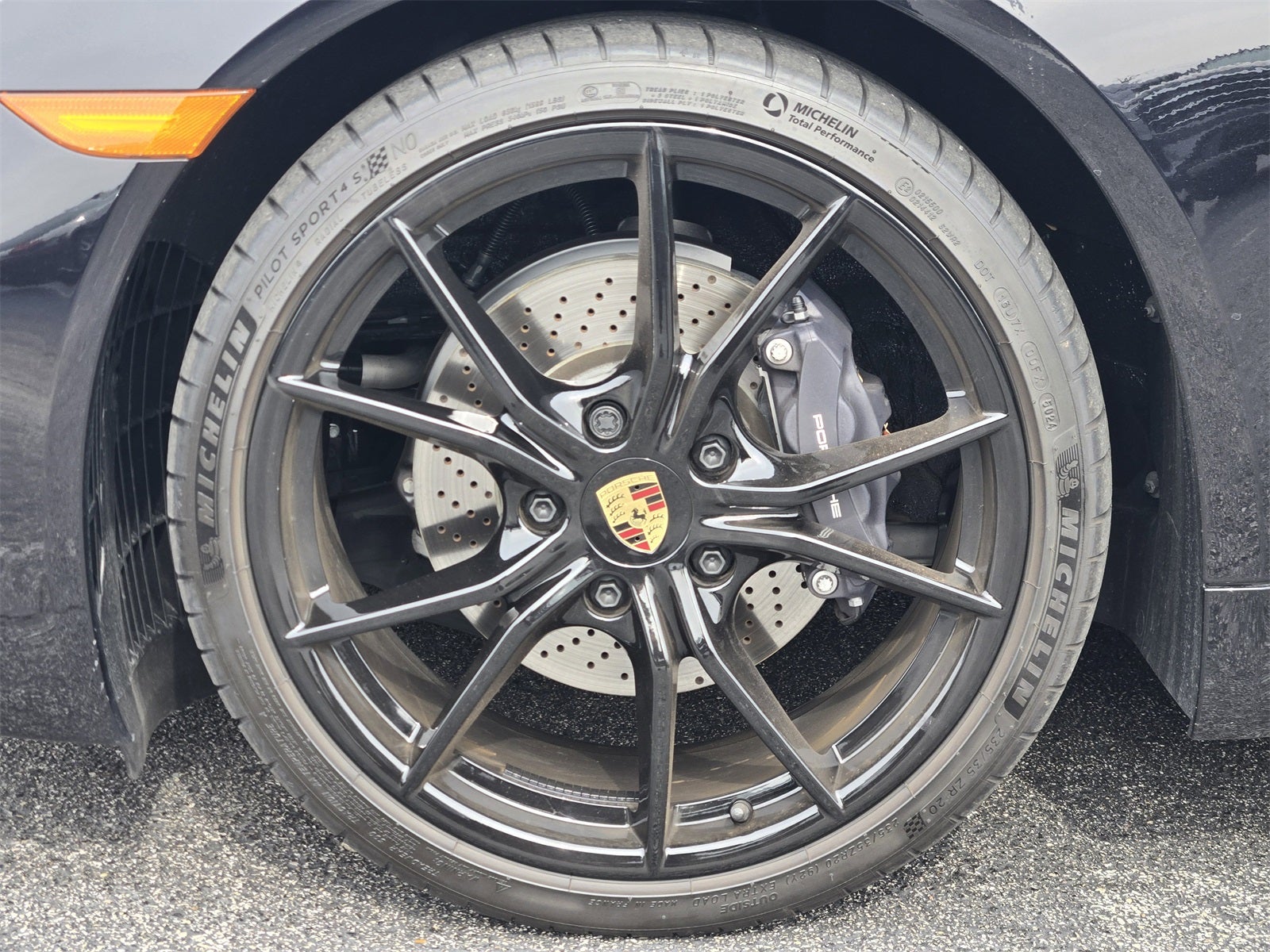 2025 Porsche 718 Cayman Base