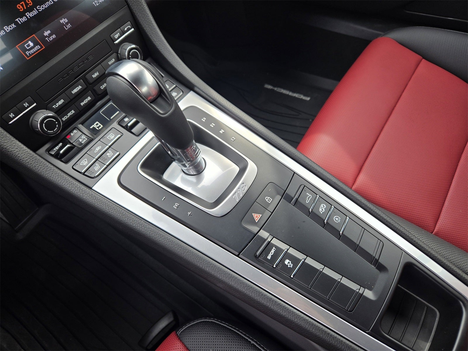 2025 Porsche 718 Cayman Base