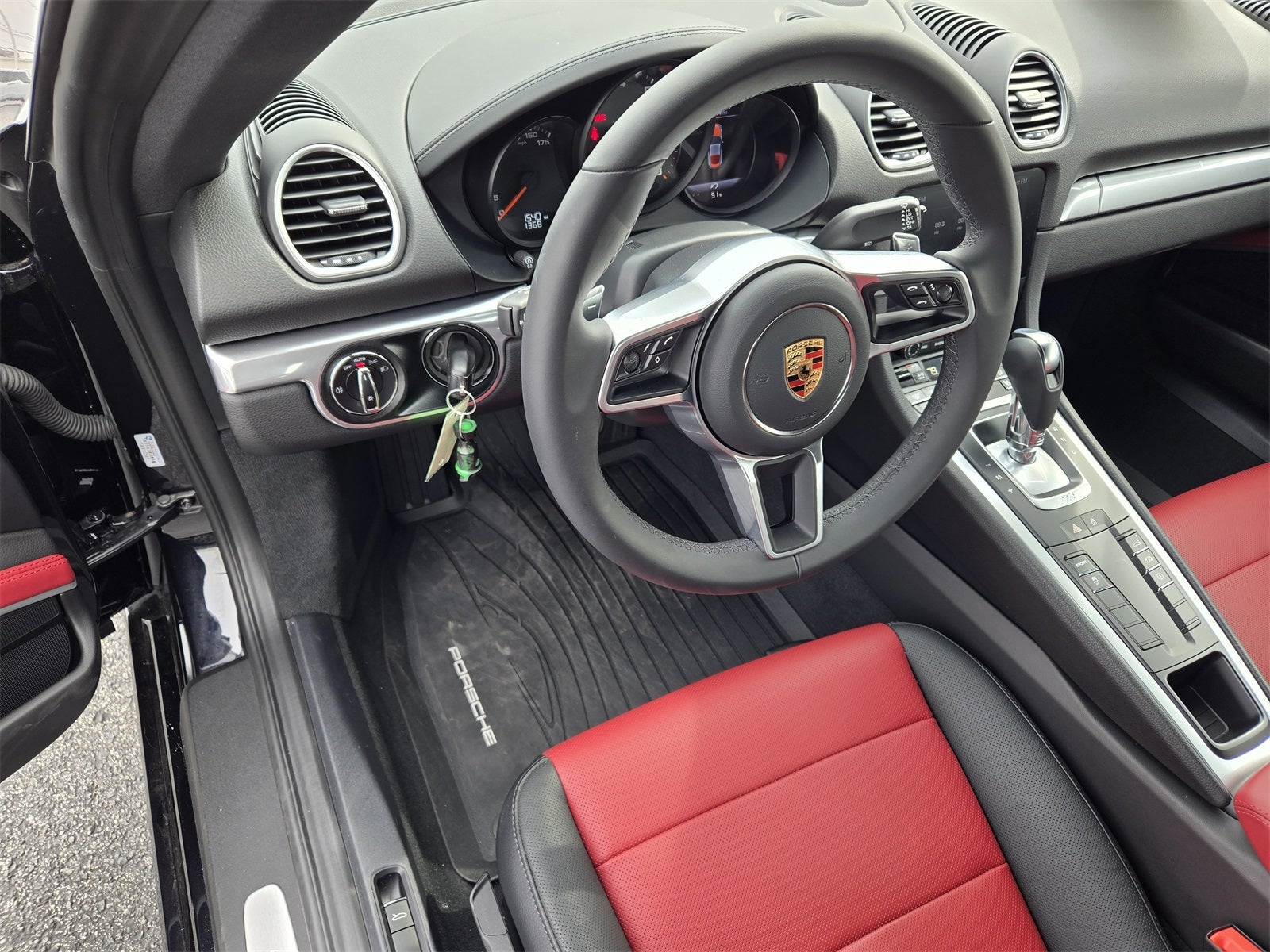 2025 Porsche 718 Cayman Base