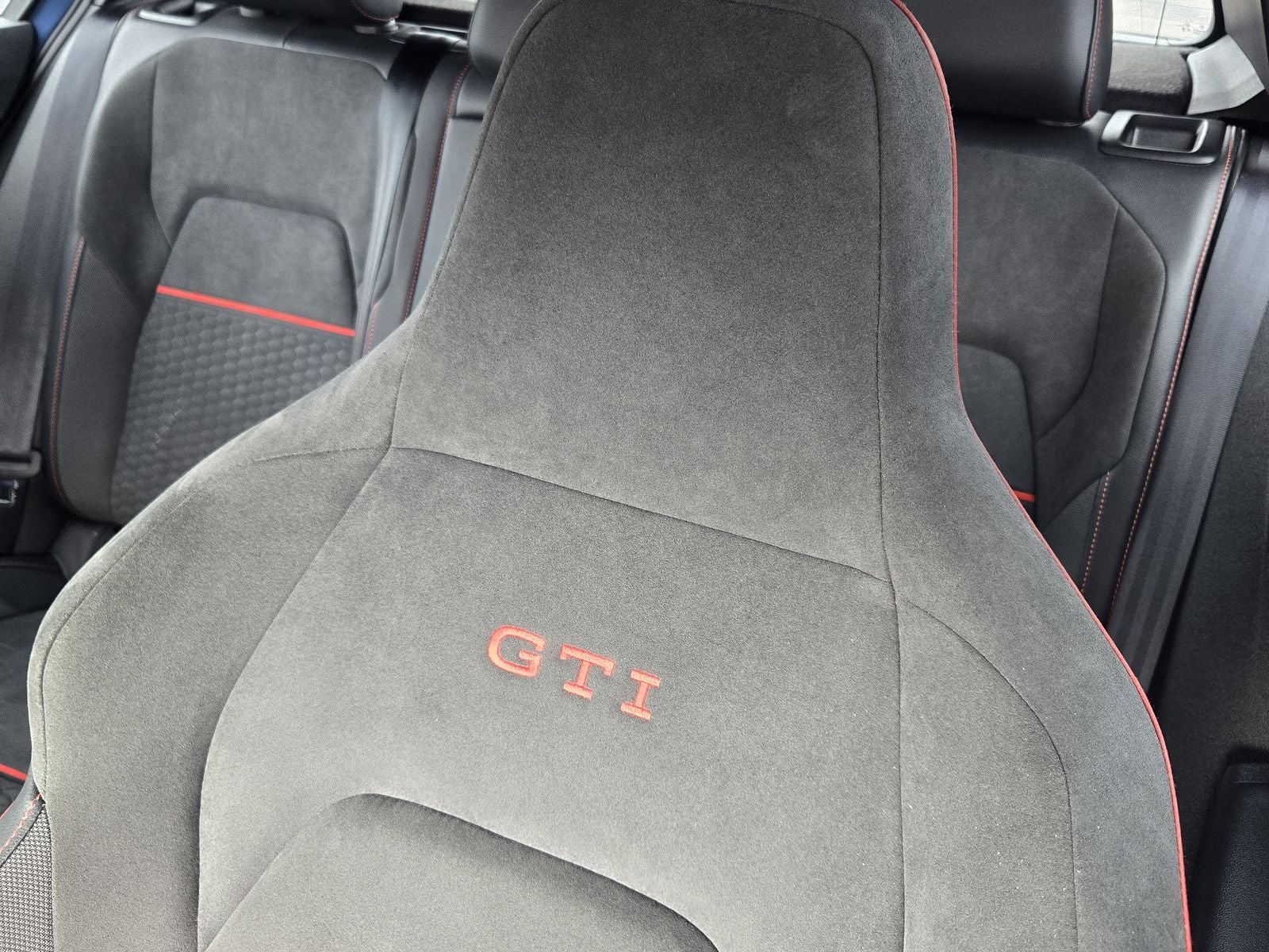 2026 Volkswagen Golf GTI 2.0T SE