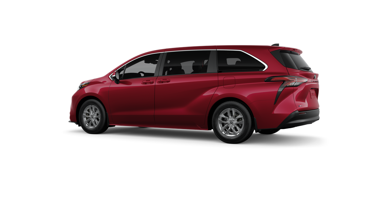 2026 Toyota Sienna LE