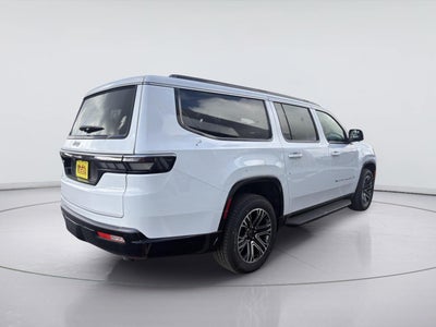 2026 Jeep Grand Wagoneer L 4x4