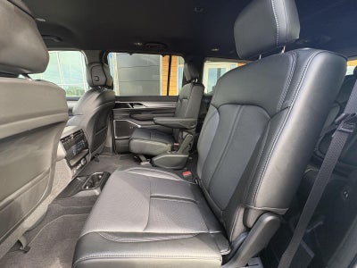 2025 Jeep Wagoneer L Series II Carbide