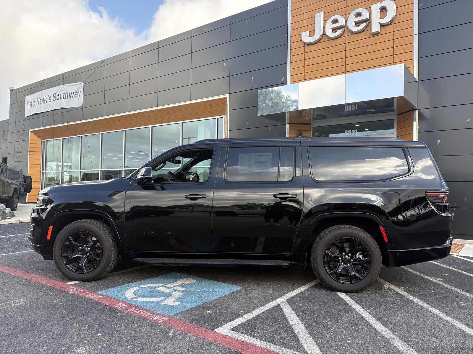 2025 Jeep Wagoneer L Series II Carbide
