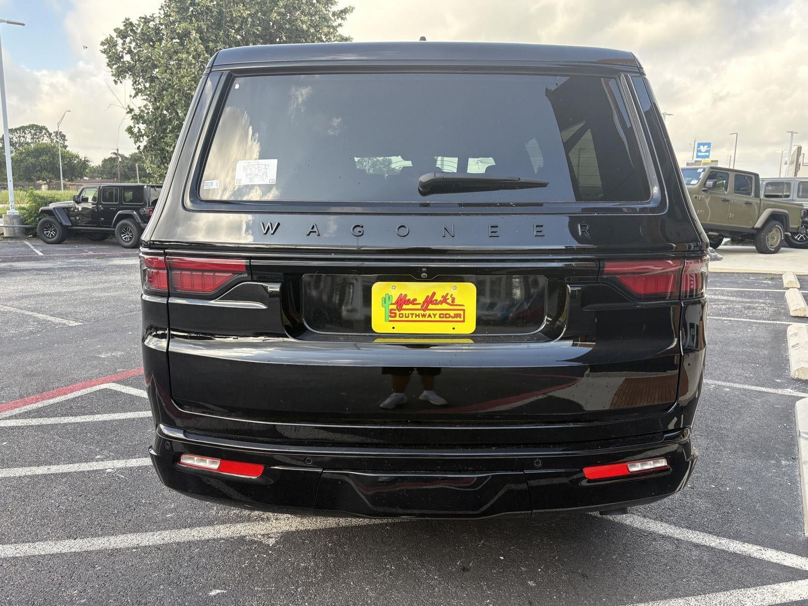 2025 Jeep Wagoneer L Series II Carbide