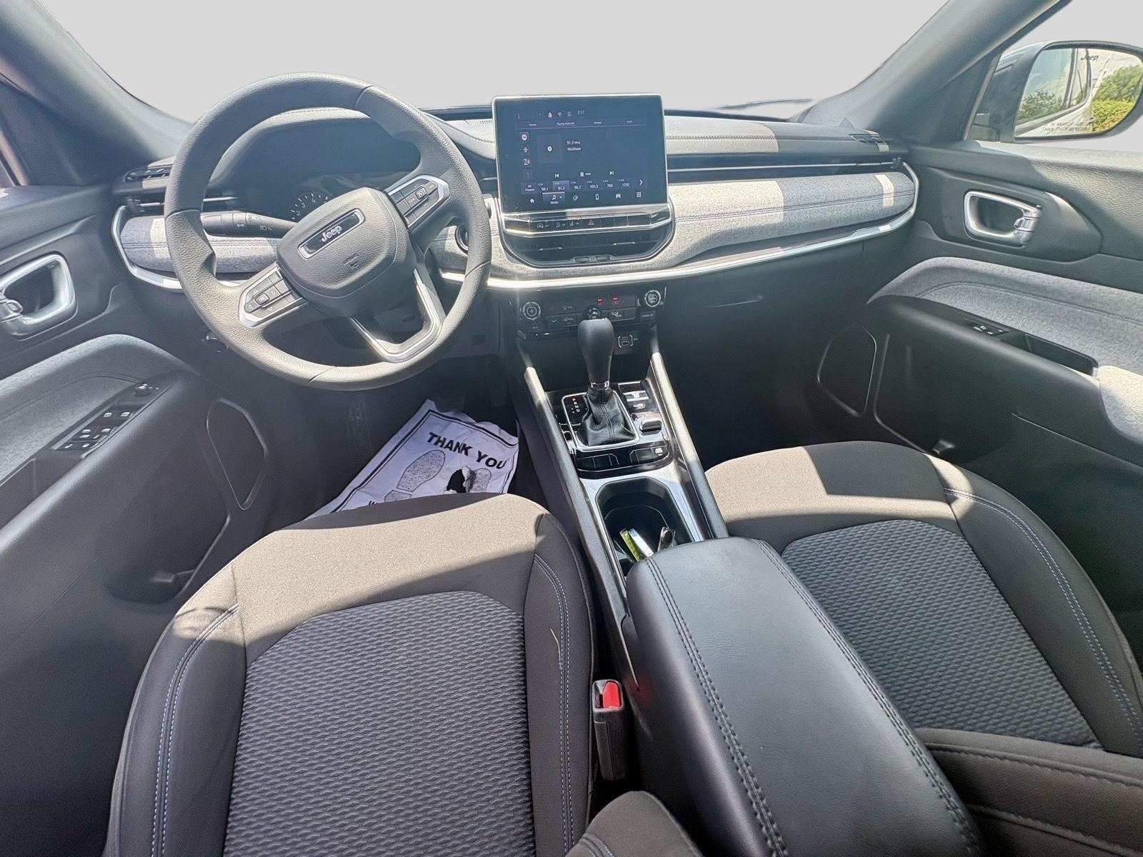 2023 Jeep Compass Sport