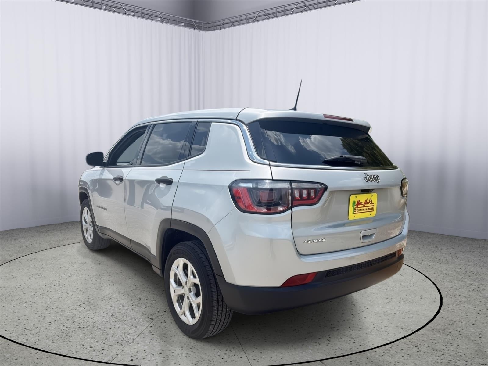 2023 Jeep Compass Sport