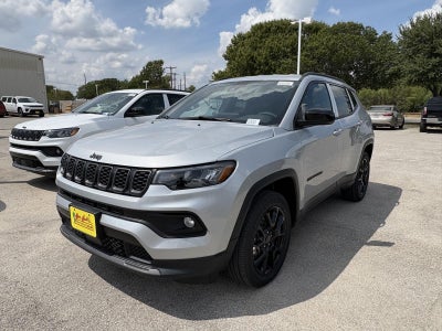 2026 Jeep Compass Latitude Altitude