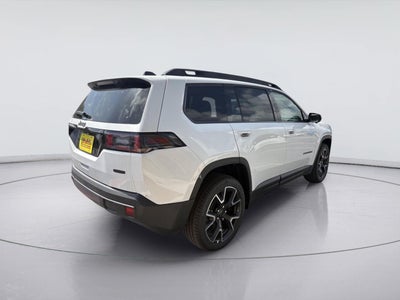 2026 Jeep Cherokee Overland