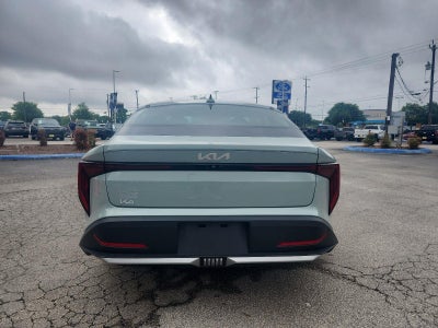 2025 Kia K4 LXS