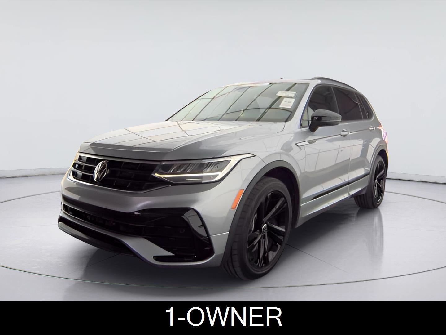 2023 Volkswagen Tiguan SE R-Line Black