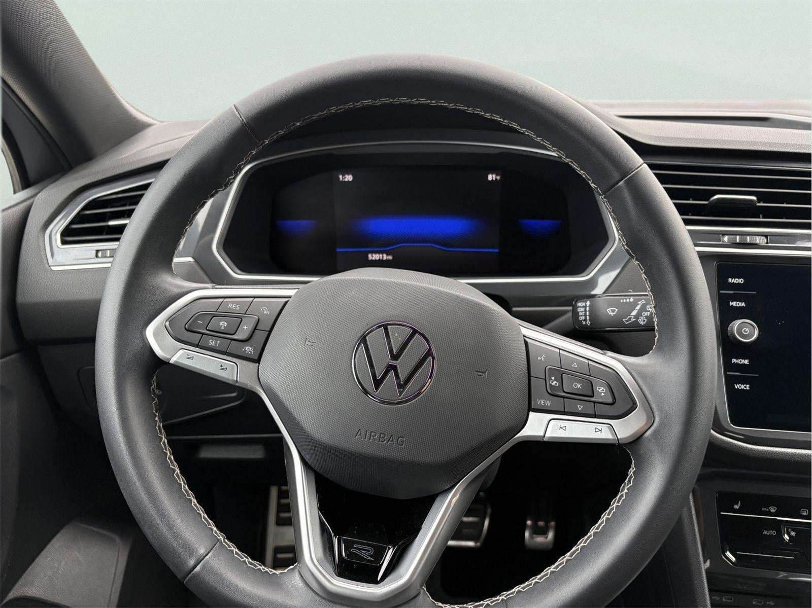 2023 Volkswagen Tiguan SE R-Line Black