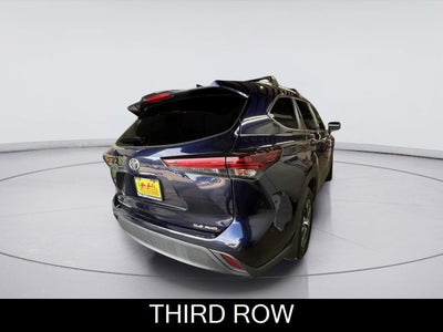 2026 Toyota Highlander XLE