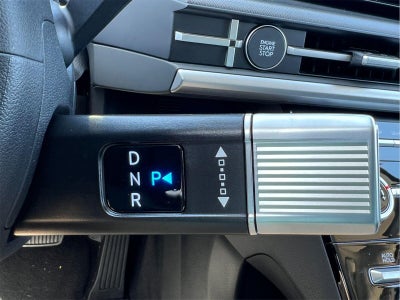 2027 Hyundai Santa Fe SE