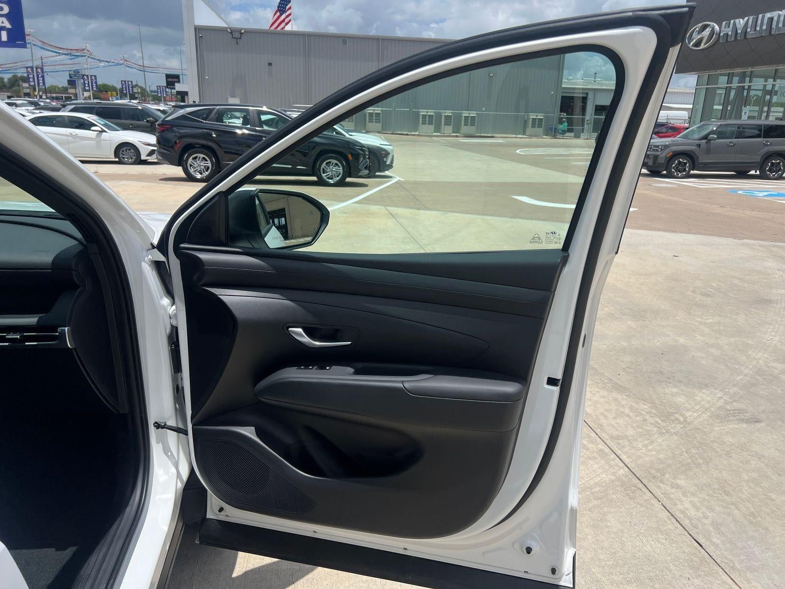 2026 Hyundai Santa Cruz SE
