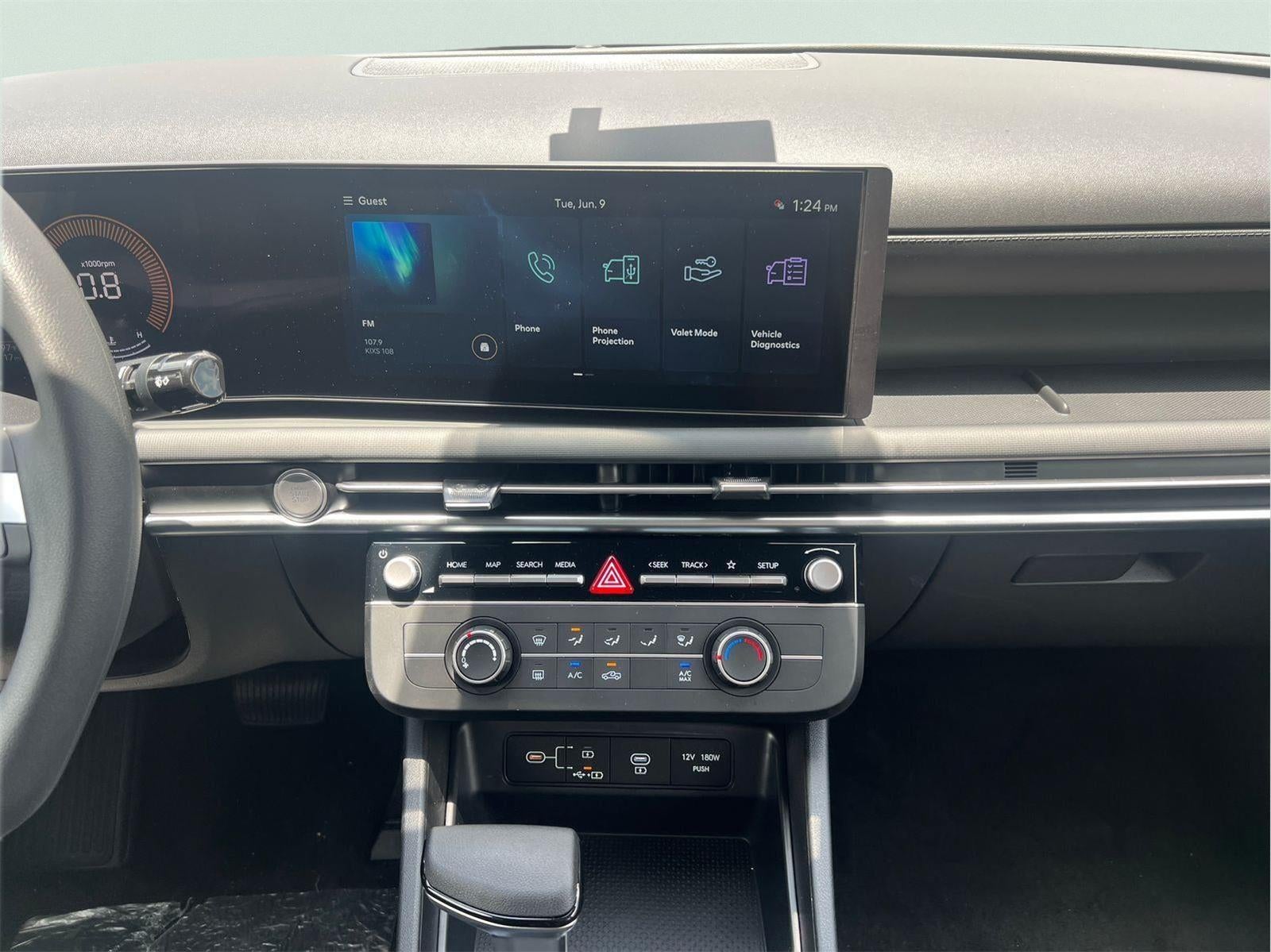 2026 Hyundai Santa Cruz SE