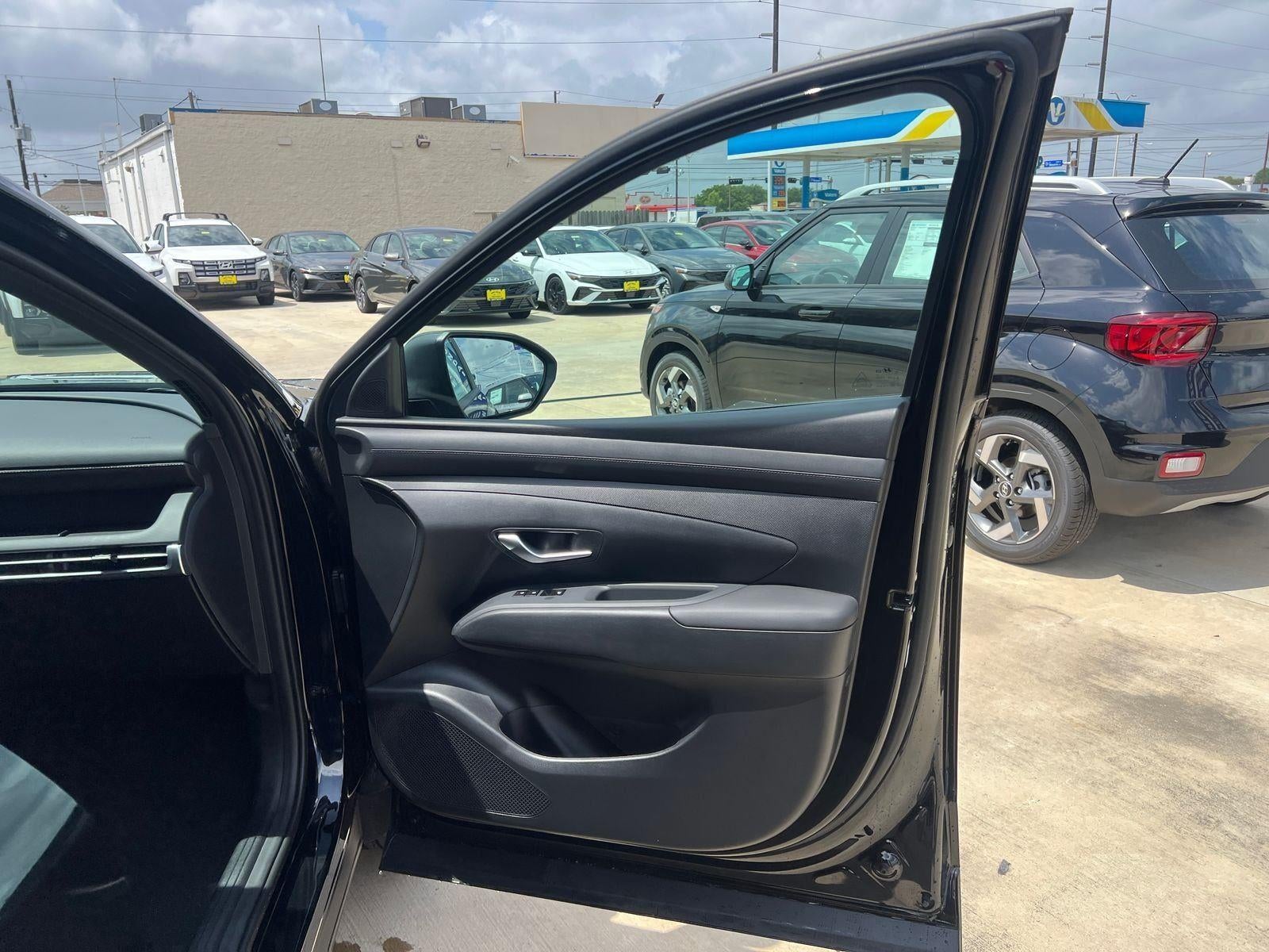 2026 Hyundai Santa Cruz SE