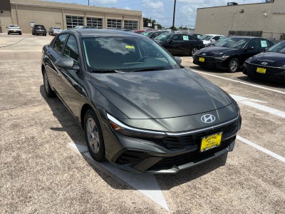 2026 Hyundai Elantra SE