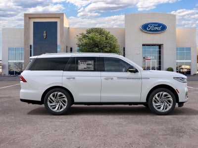 2027 Lincoln Navigator Reserve