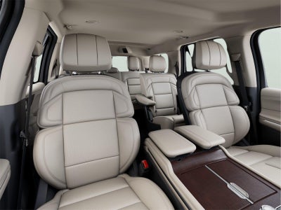 2027 Lincoln Navigator Premiere