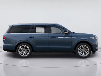 2027 Lincoln Navigator Premiere