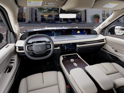 2027 Lincoln Navigator Premiere
