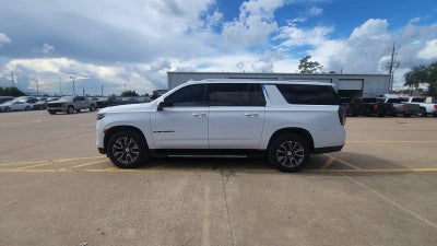 2023 Chevrolet Suburban LT
