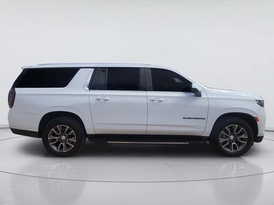2023 Chevrolet Suburban LT