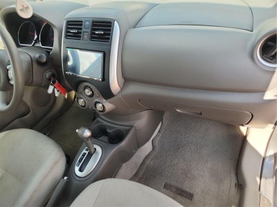 2014 Nissan Versa SV