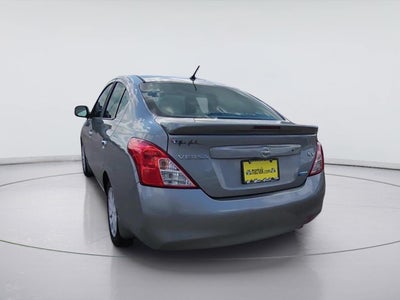 2014 Nissan Versa SV