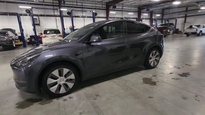 2024 Tesla Modely Base