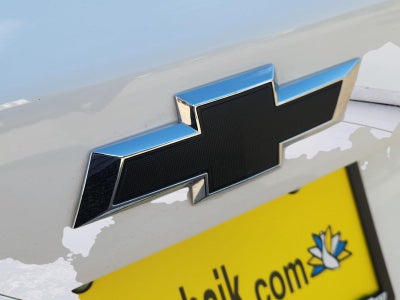 2025 Chevrolet Trax RS