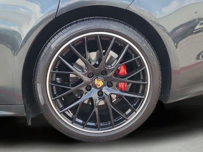 2023 Porsche Panamera Platinum Edition