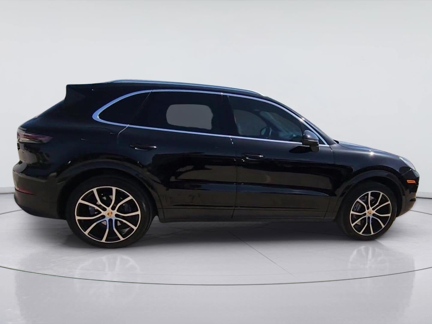 2022 Porsche Cayenne Base