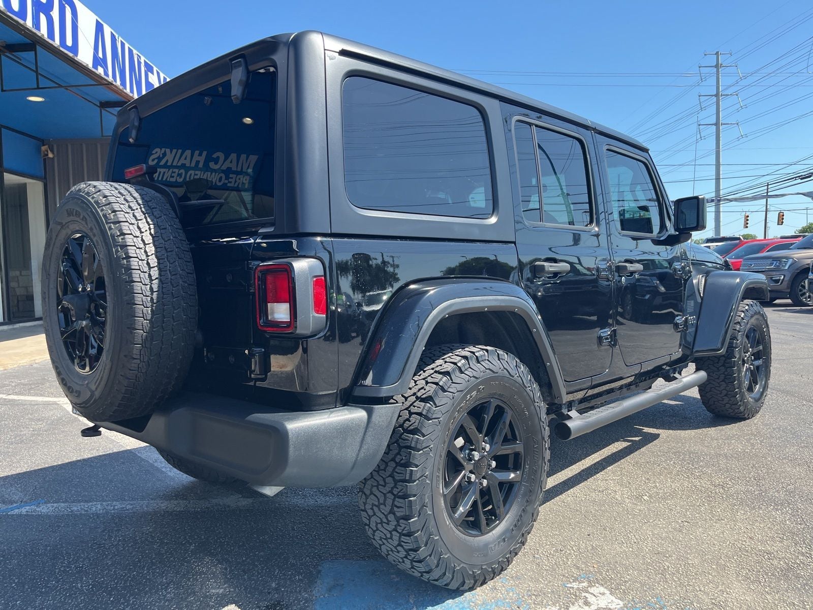 2023 Jeep Wrangler Altitude