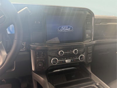 2027 Ford Super Duty F-450 DRW LARIAT