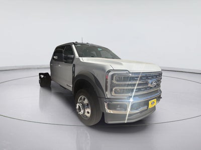 2027 Ford Super Duty F-450 DRW LARIAT
