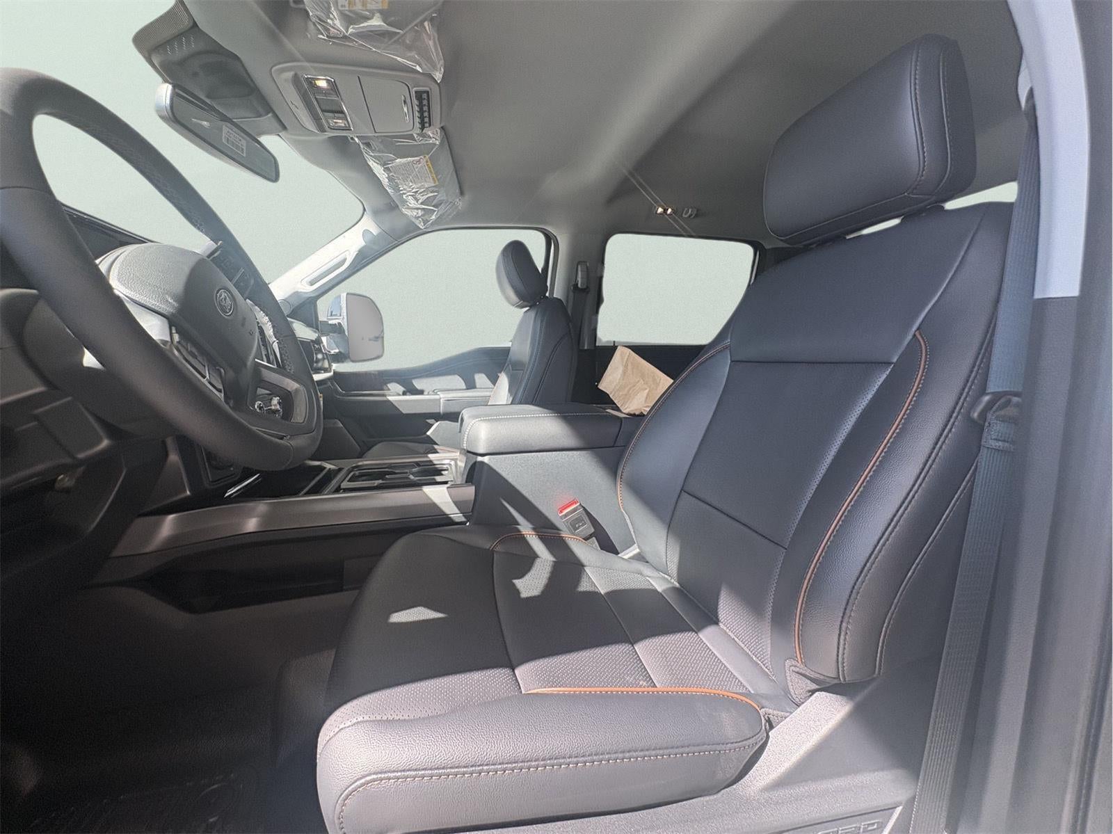 2027 Ford Super Duty F-450 DRW LARIAT