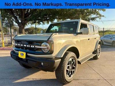2026 Ford Bronco Outer Banks