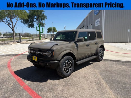 2026 Ford Bronco Outer Banks