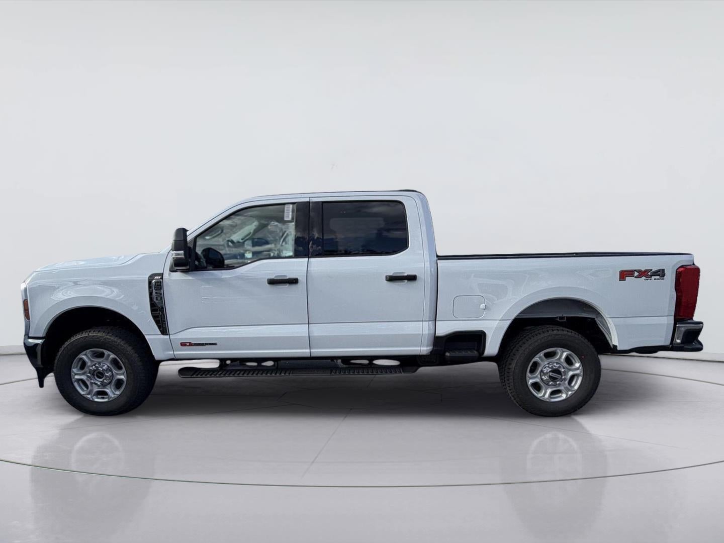 2027 Ford Super Duty F-250 XLT