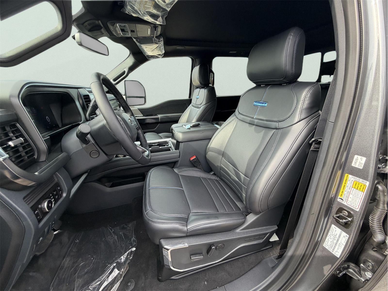 2027 Ford Super Duty F-250 SRW Platinum